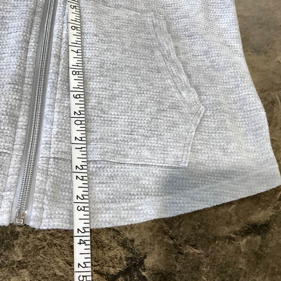 Calvin Klein light hoodie fits Medium 34/35 bust - Picture 10 of 11